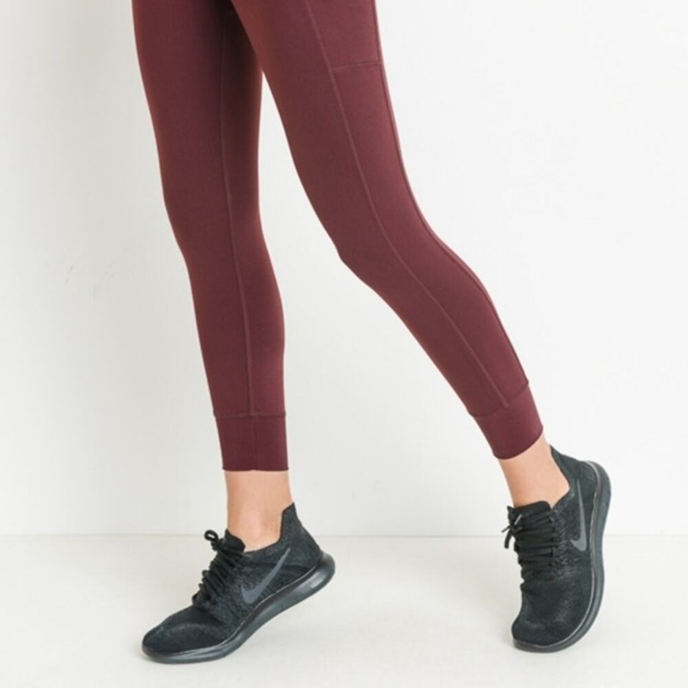 Mono B Burgundy Capri Hybrid Leggings Sz Medium - Picture 12 of 13